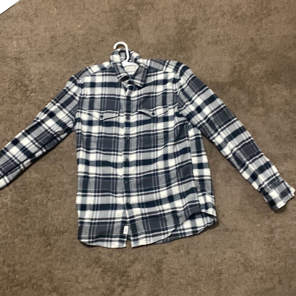 American eagle plaid button down